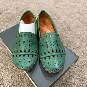 Spring Step Green Laser Cut Shoes